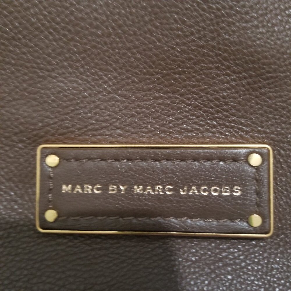 Marc Jacobs bag/purse in Brown - Picture 7 of 16